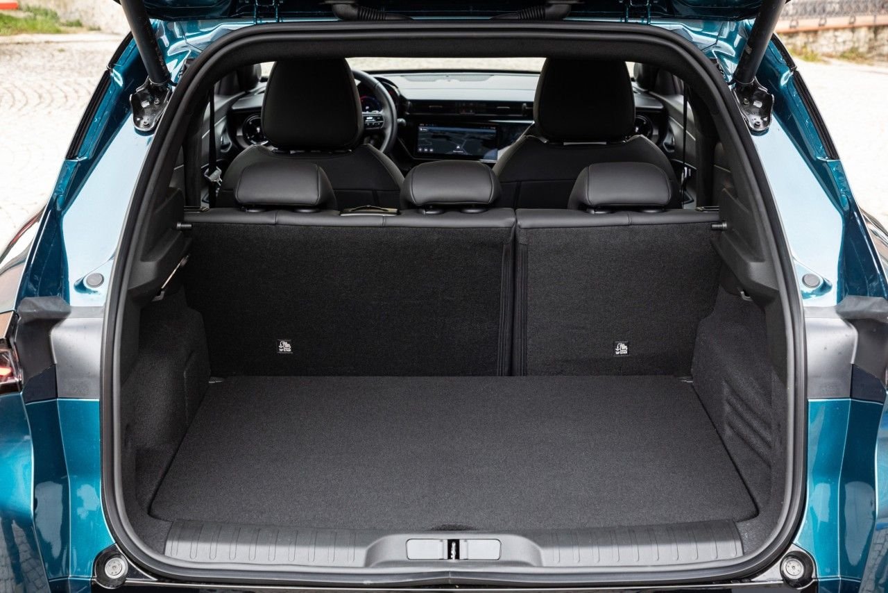 Alfa Romeo Junior Hibrida 2025 (Verde)